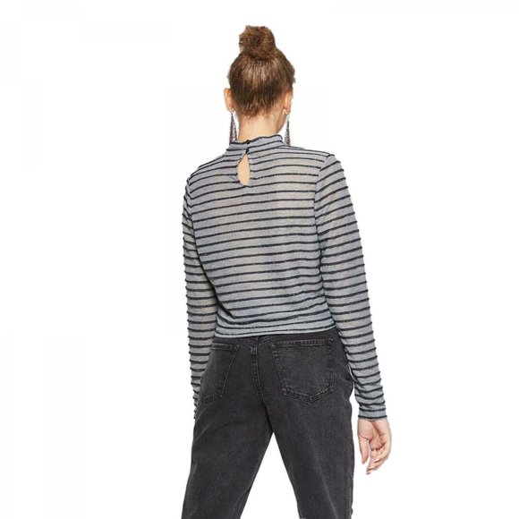 NWT Wild Fable Glitter Crop Top Gray Medium - Picture 2 of 6